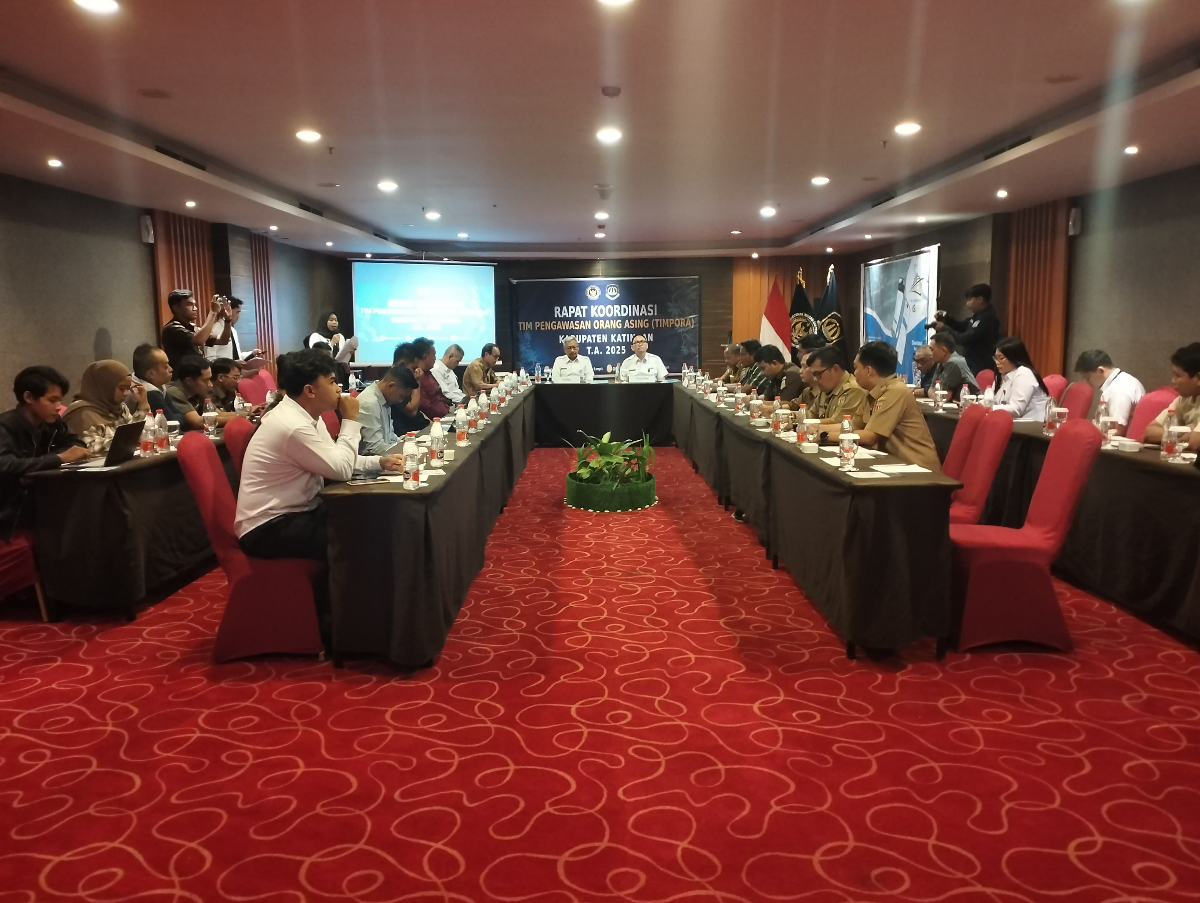 Tingkatkan Pengawasan Keberadaan Orang Asing, Katingan Perkuat Sinergi Antarinstansi Lewat Rapat TIMPORA 2025