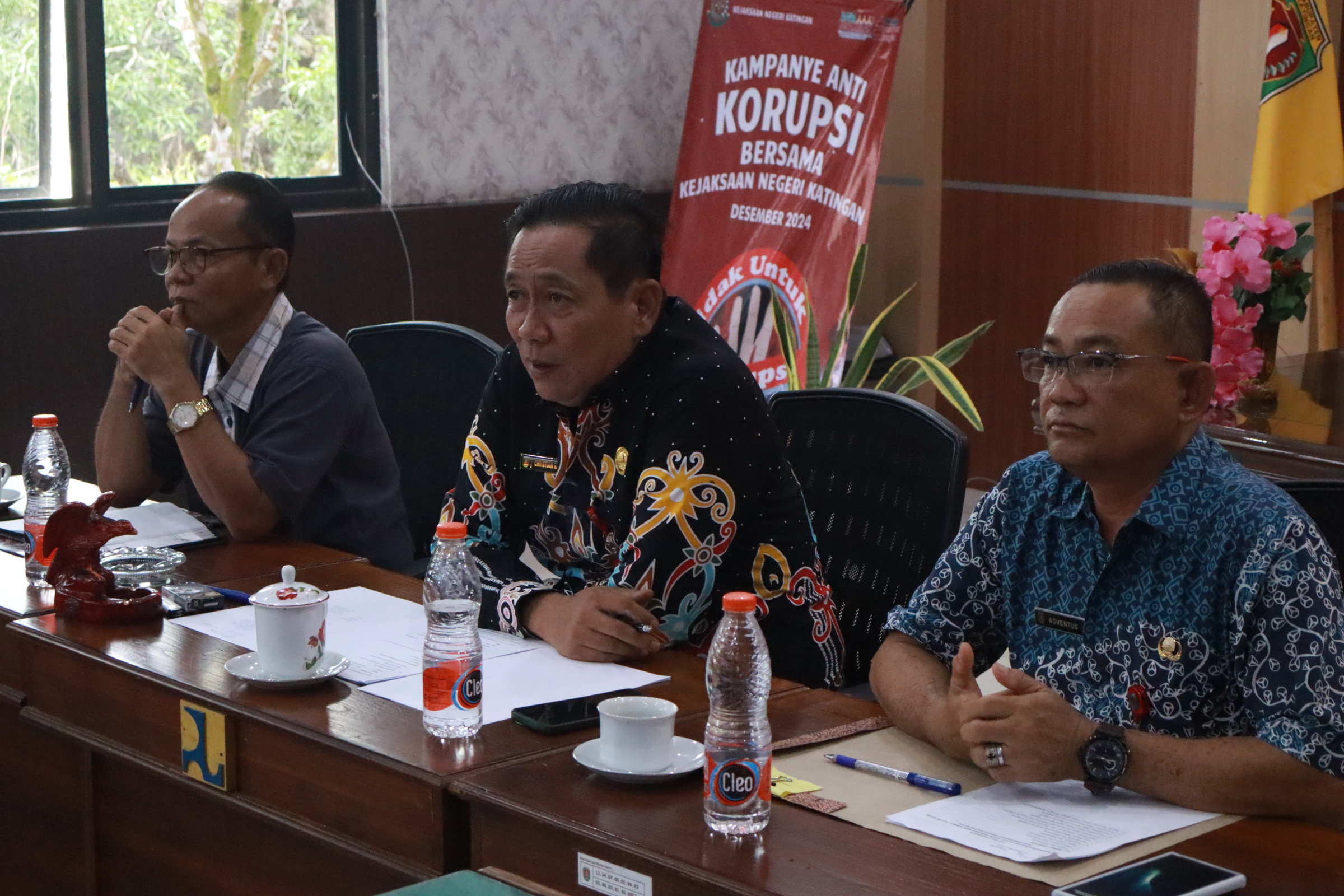 Penjabat Sekda Katingan Pimpin Rapat Tim Pelaksana Malam Tutup Tahun 2025 dan Sambut Tahun Baru 2026