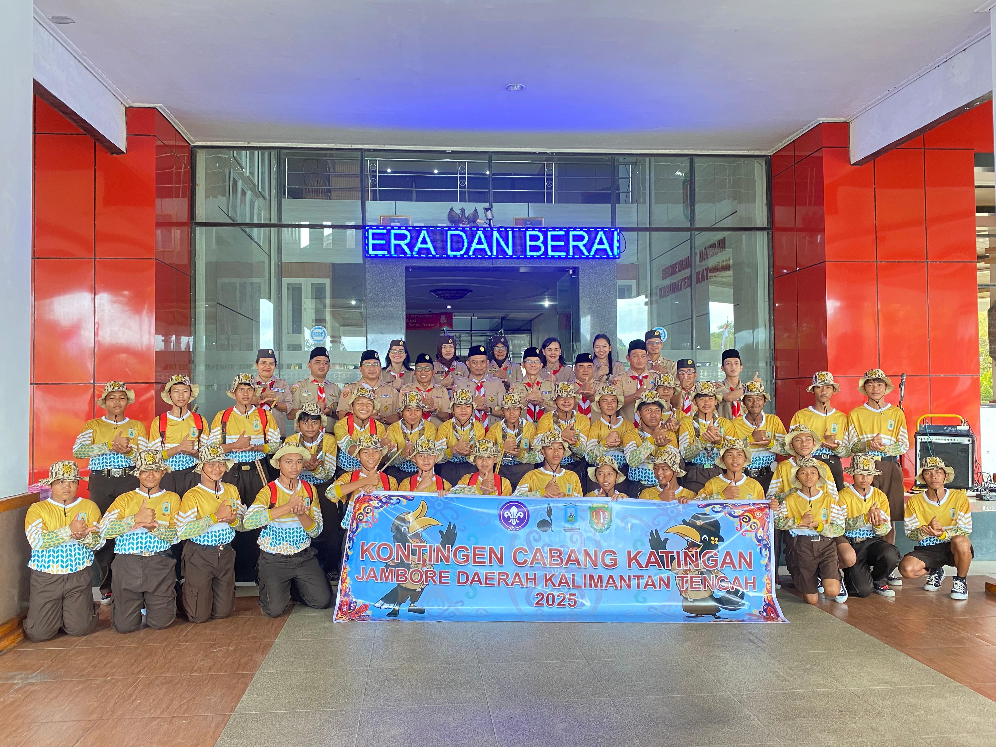 Wakil Bupati Katingan Lepas Kontingen Cabang Katingan ke Jamda Kalteng 2025