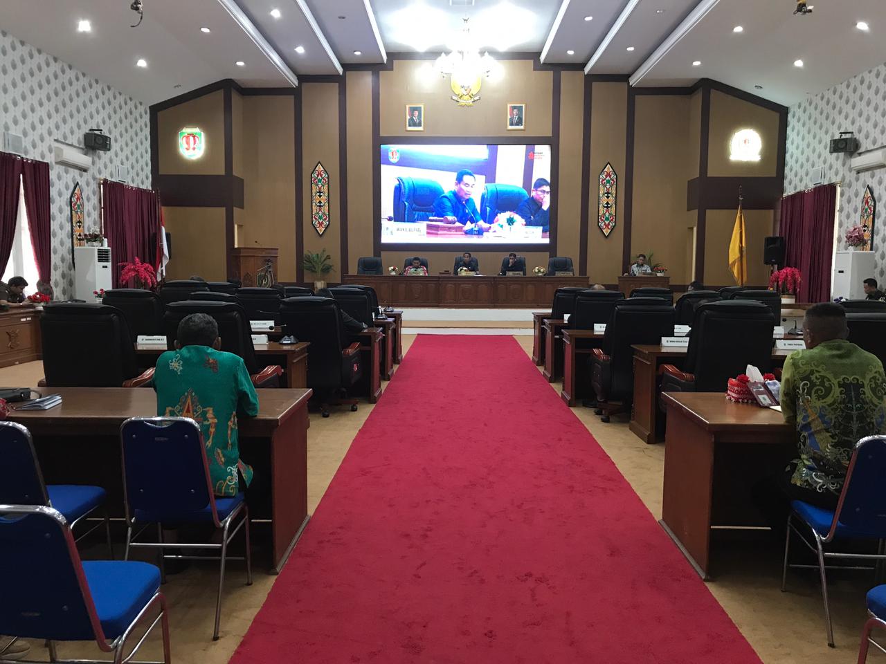 RAPAT PARIPURNA PANDANGAN UMUM FRAKSI TERHADAP DUA RAPERDA STRATEGIS