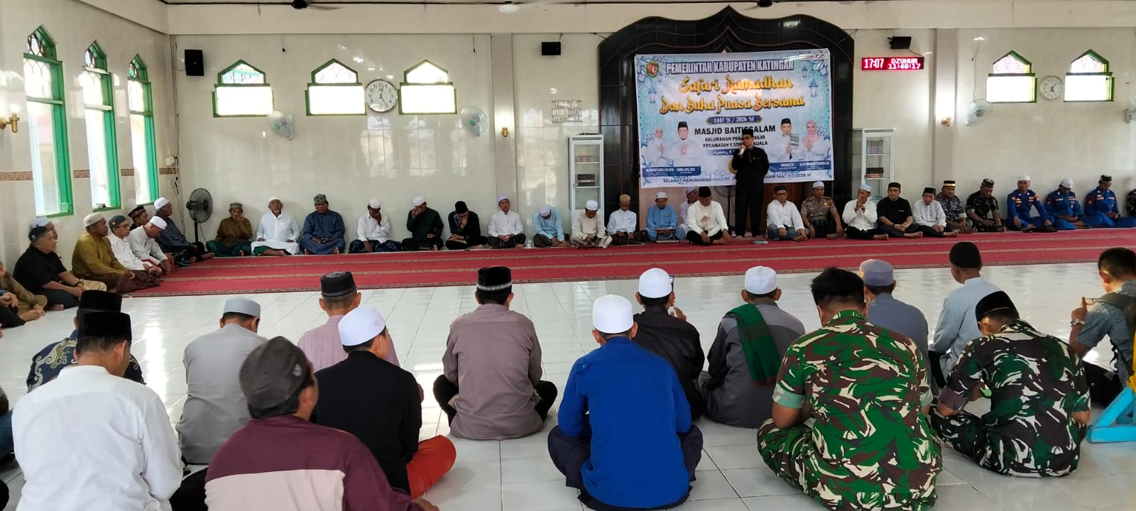 Pemkab Katingan Gelar Safari Ramadhan di Pegatan Hilir, Sampaikan Sambutan Bupati dan Serahkan Tali Asih
