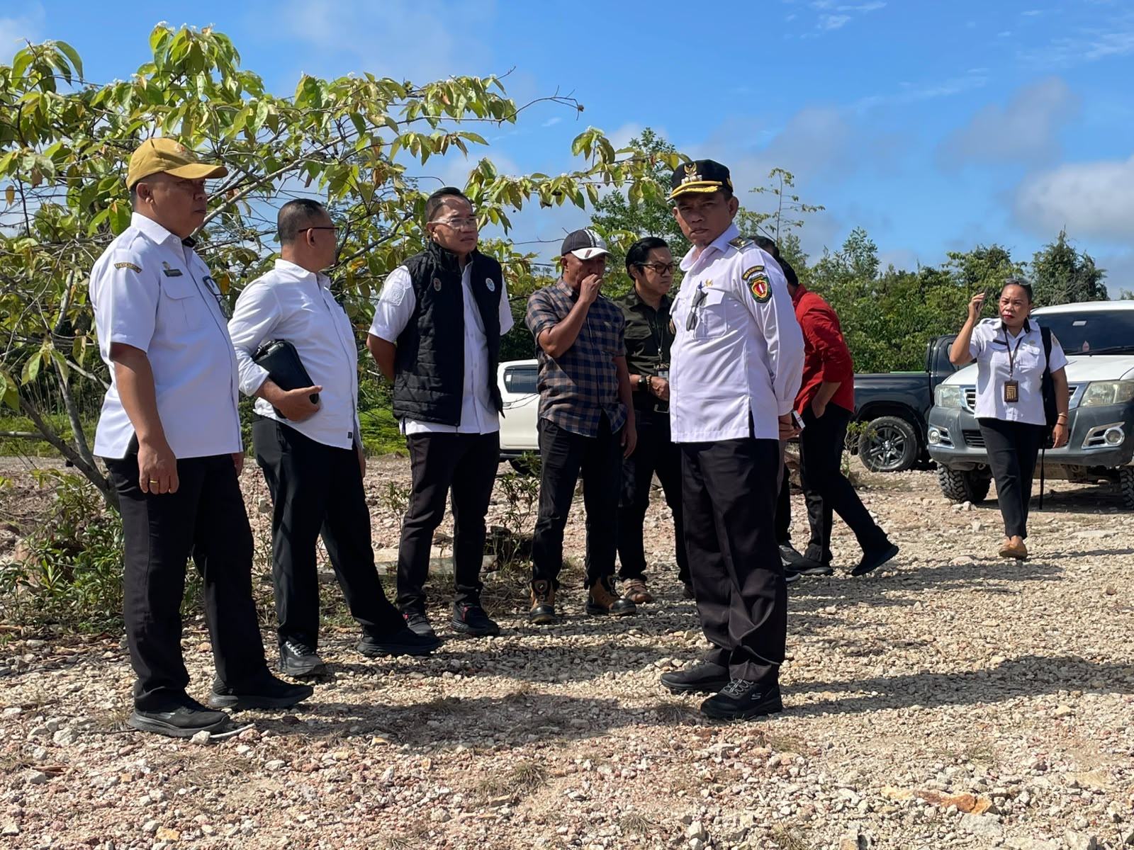 Wabup Katingan Tinjau Eks PT KSS, Danau Bekas Galian Batu Belah Berpotensi Jadi Sumber Air Baku PDAM