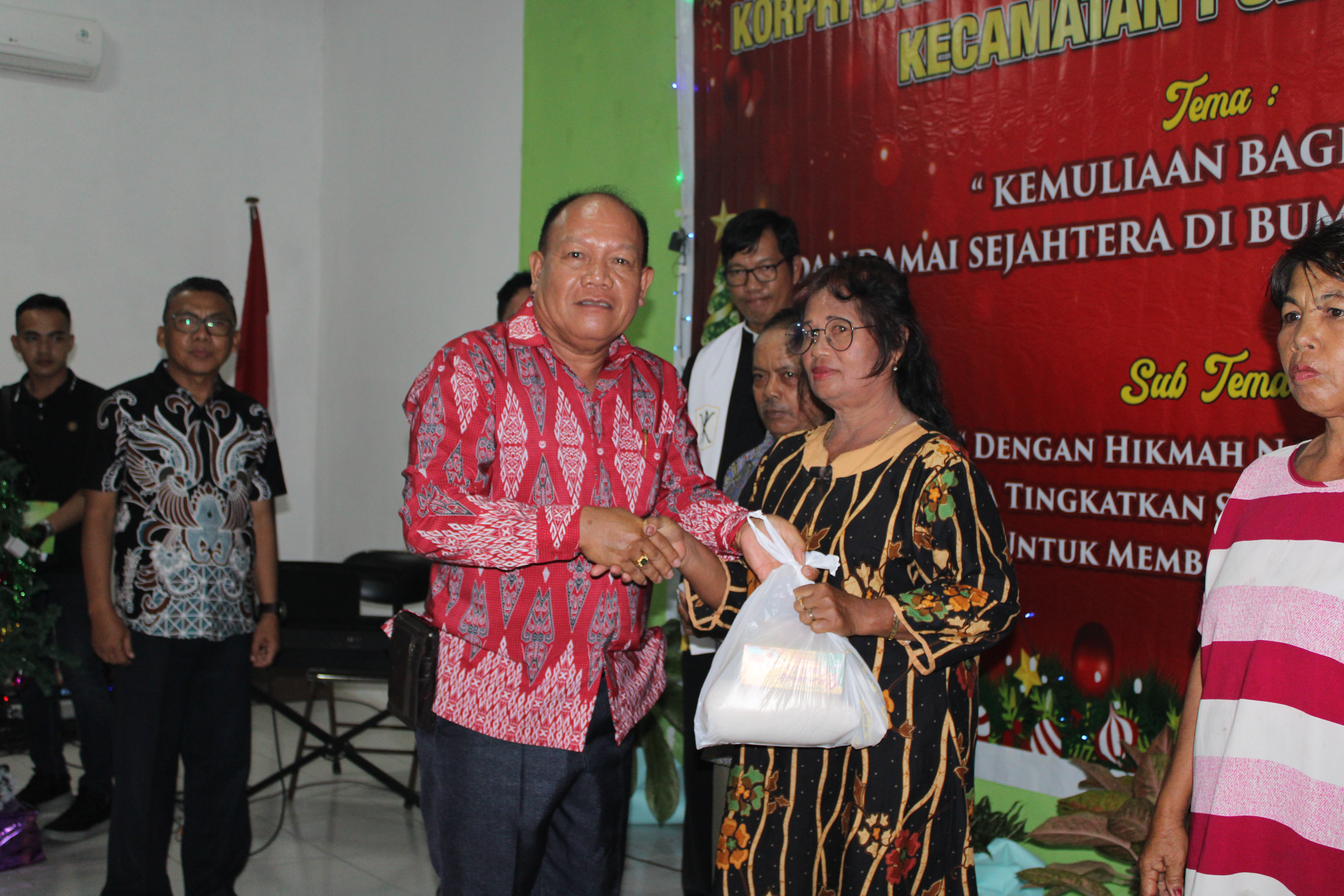 Penyerahan Tali Asih Oleh Kasat PolPP Katingan