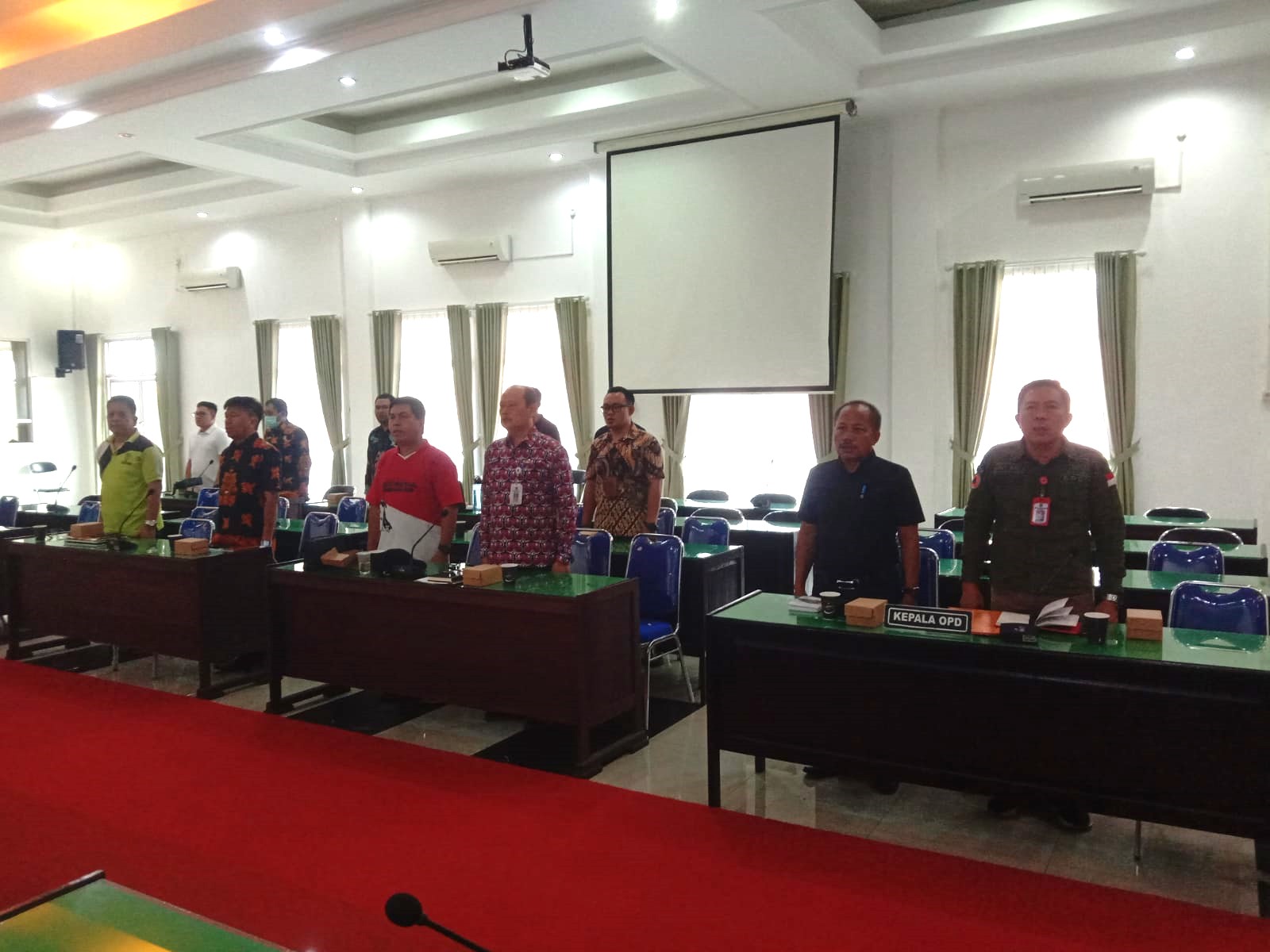 Peserta kick off 