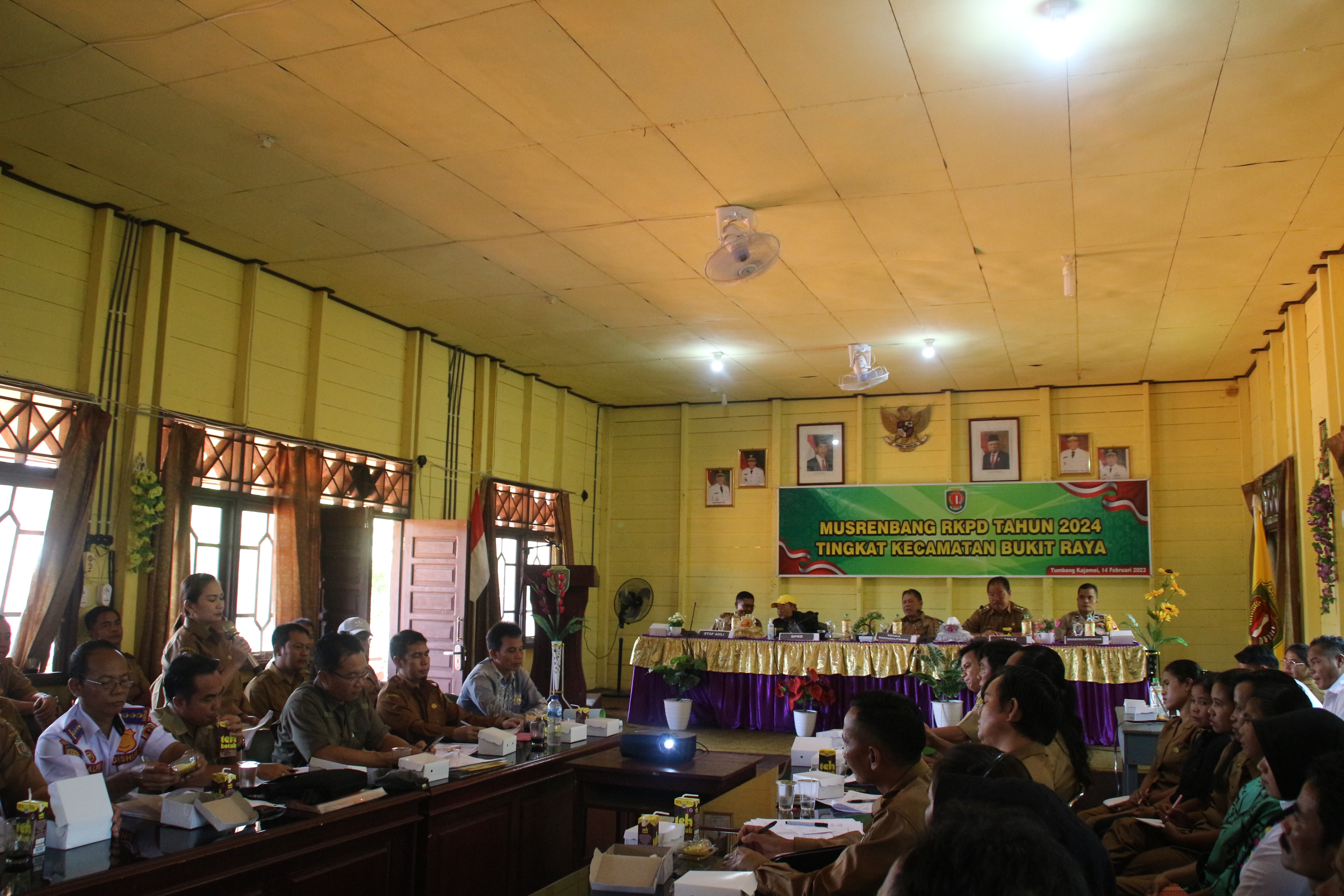Gambar Acara Kegiatan Musrenbang di Kecamatan Bukit Raya