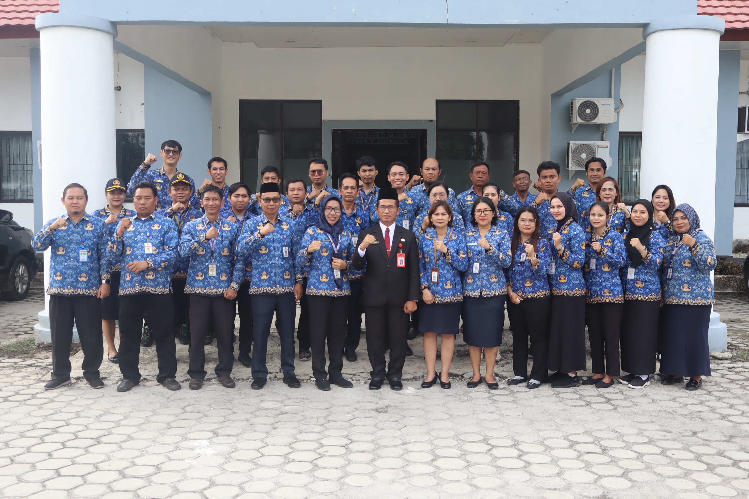 Diskominfostandi Katingan Gelar Upacara Peringatan Hari Otonomi Daerah XXX Tahun 2026