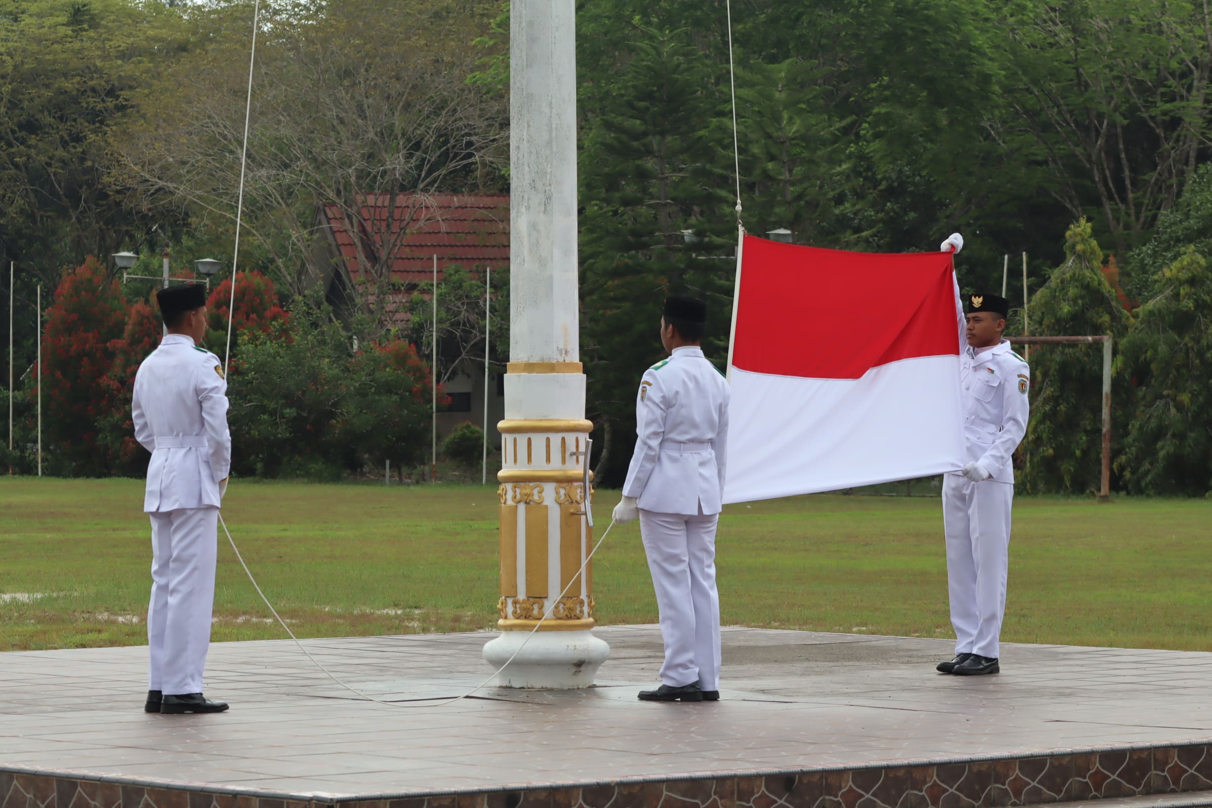 Purna Paskibraka Katingan Jadi Pengibar Bendera Hari Lahir Pancasila, Bukti Pembinaan Generasi Muda Berjalan Baik