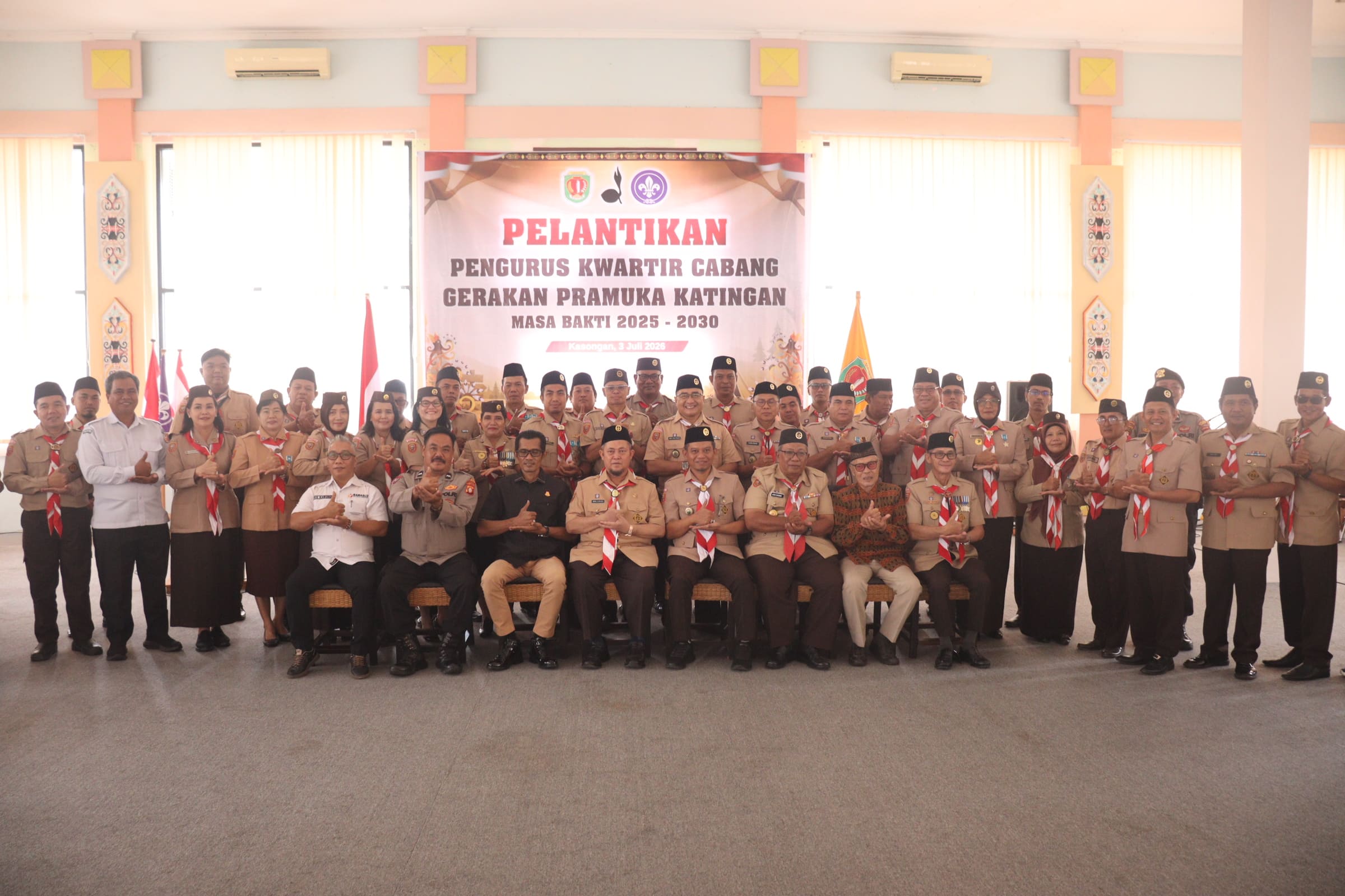 Bupati Katingan Lantik dan Kukuhkan Pengurus Kwarcab Gerakan Pramuka Kabupaten Katingan Masa Bakti 2025–2030