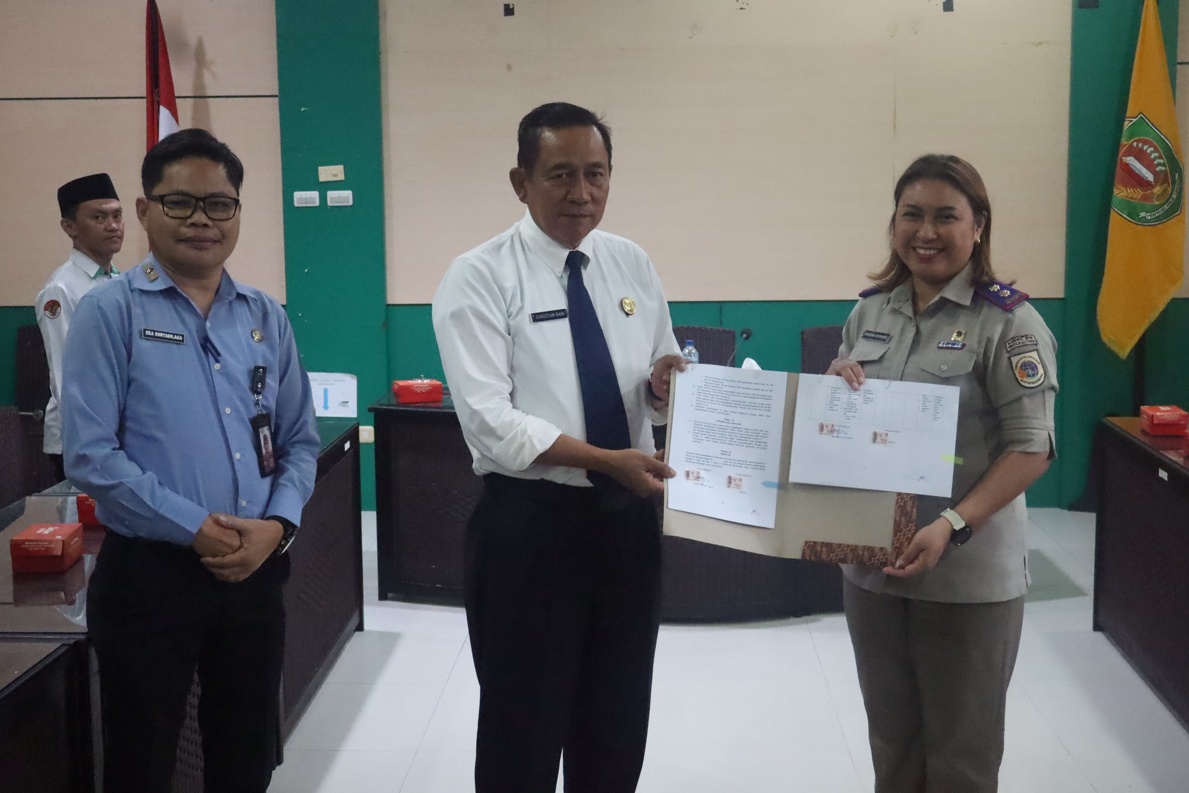 Pemkab Katingan Teken Nota Kesepakatan Pemanfaatan Zona Nilai Tanah Bersama Kantor Pertanahan