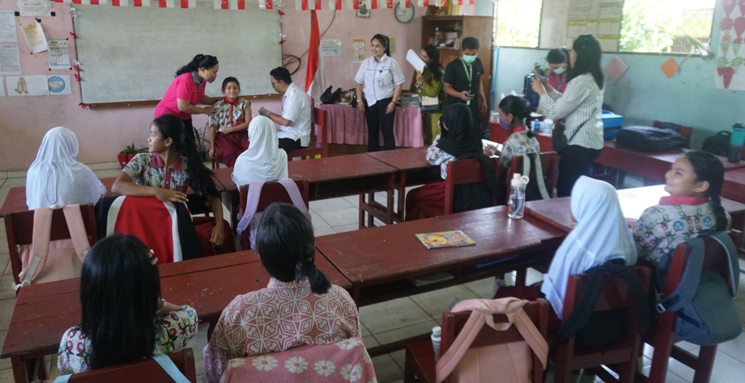 SDN 4 KASONGAN LAMA GELAR IMUNISASI CAMPAK MR DAN HPV UNTUK PESERTA DIDIK
