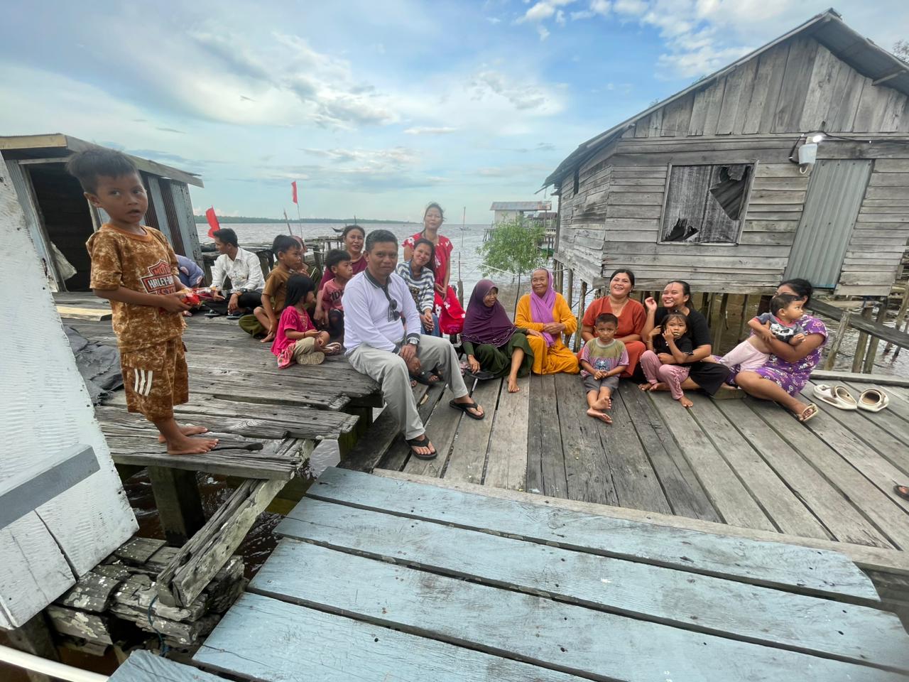 Wabup Katingan Tinjau Lokasi Pembangunan Kampung Nelayan Merah Putih di Katingan Kuala