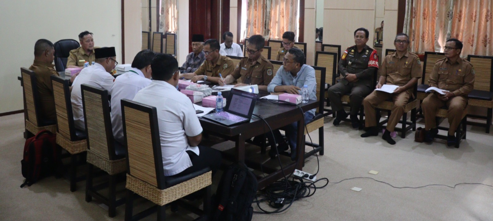BUPATI SAIFUL PIMPIN RAPAT FINALISASI PERSIAPAN MTQH XXXIV KALTENG 2026 DI KASONGAN