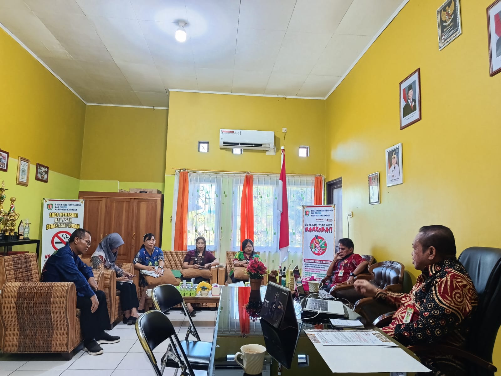 Tindak Lanjut Evaluasi Kinerja, Kesbangpol Katingan Gelar Rapat Internal Terbatas Demi Pacu Performa Birokrasi