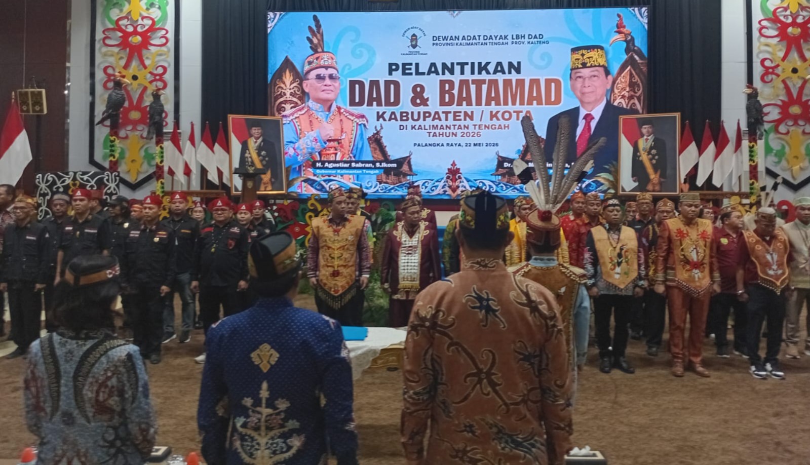 BUPATI KATINGAN SAIFUL RESMI DILANTIK SEBAGAI PENGURUS DAD KATINGAN, GUBERNUR AGUSTIAR SABRAN TEKANKAN PELESTARIAN ADAT DAN PENGUATAN HARMONI DAERAH