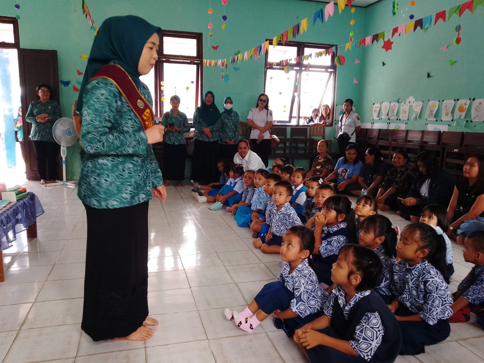 Bunda PAUD Katingan Ajak Anak Gunakan Masker dan Jaga Kesehatan di Tengah Kabut Asap