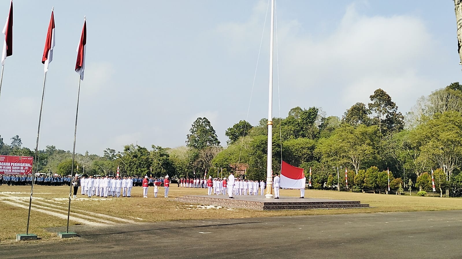 Gambar Listing