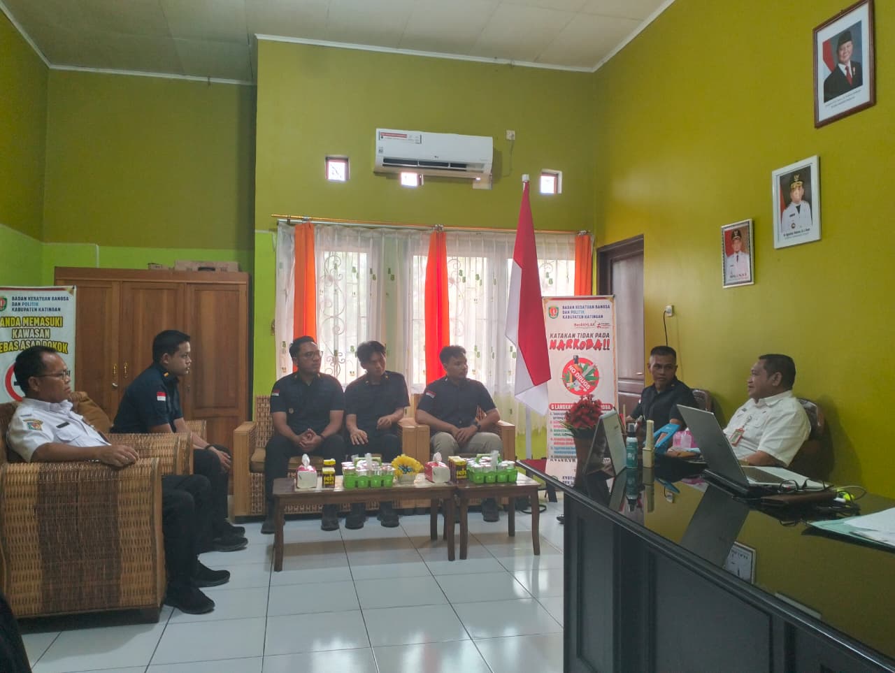 Kesbangpol Katingan dan Imigrasi Sampit Koordinasi Pemantauan Orang Asing dan Desa Binaan