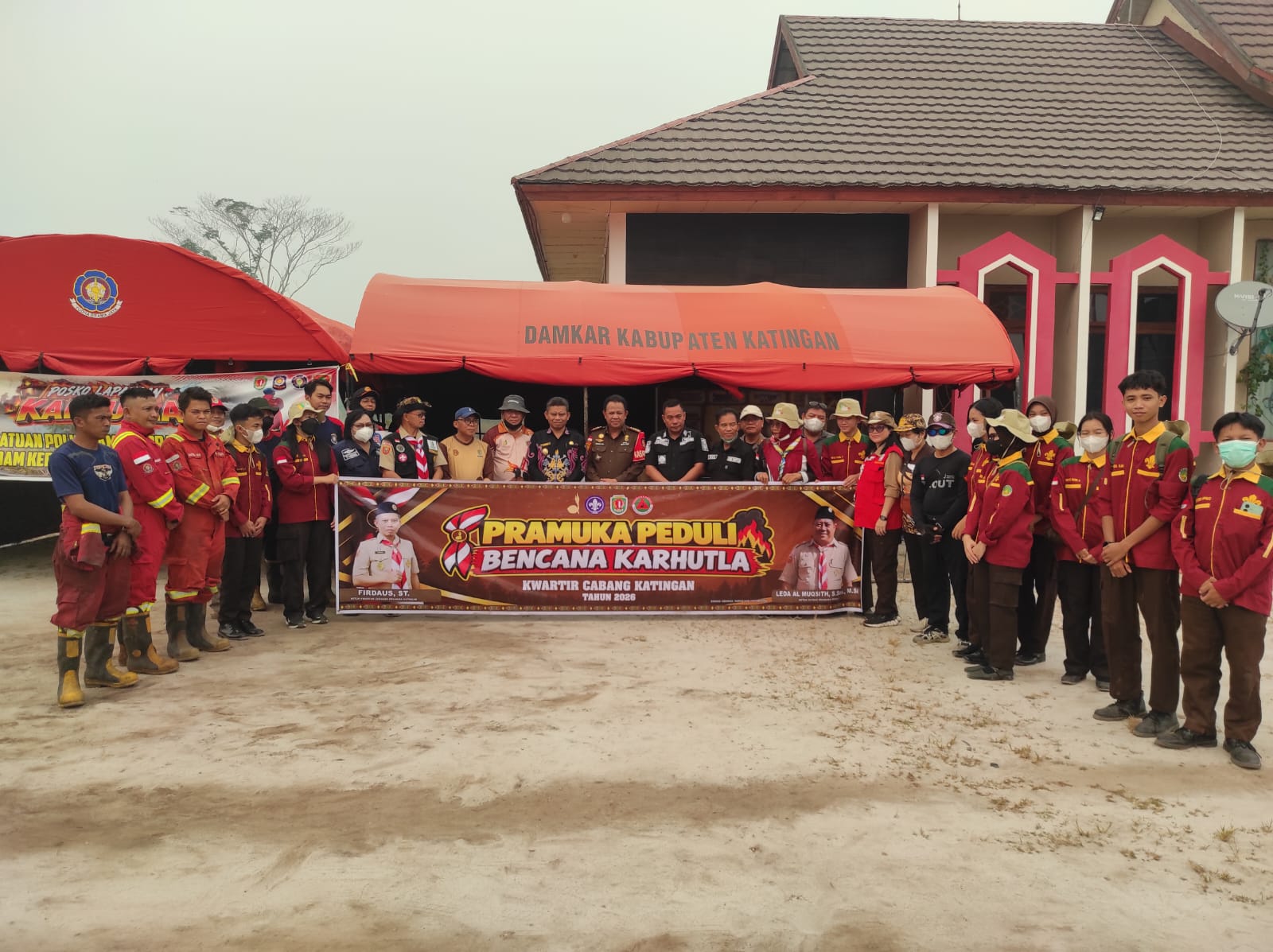 SATGAS PRAMUKA PEDULI SALURKAN BANTUAN KEBUTUHAN LOGISTIK KE POSKO BPBD KATINGAN