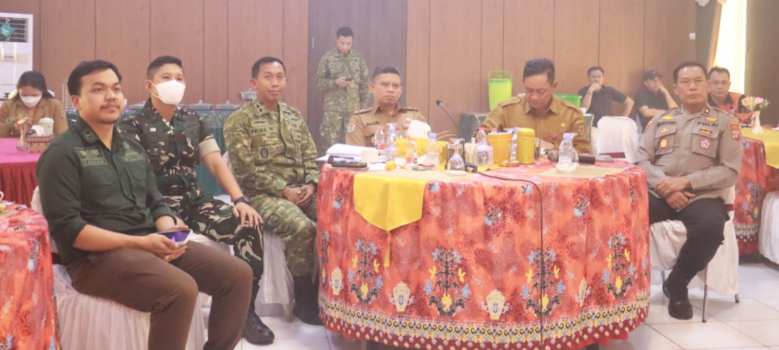 WABUP KATINGAN IKUTI VICON BERSAMA PANGDAM XXII/TB, PERKUAT KESIAPSIAGAAN HADAPI KARHUTLA